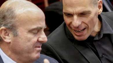 El ministro español de Economía, Luis de Guindos, y el de Grecia, Yanis Varoufakis
