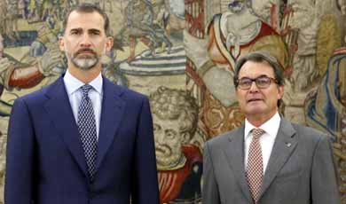 El Rey presidió este jueves en Barcelona la entrega de despachos a los nuevos jueces