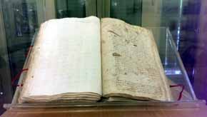 El archivo municipal expone un documento sobre la esclavitud en el siglo XVI