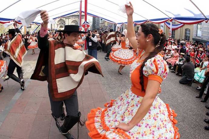 Más de tres millones de desplazamientos realizarán los chilenos en Fiestas Patrias