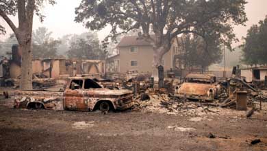 Miles de personas obligadas a huir de las llamas en Middletown, California (EEUU) 