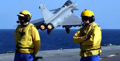 Francia lanza sus primeros ataques a Irak desde el portaaviones 'Charles de Gaulle'