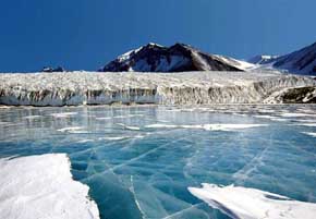 El agua del mar acelera la fusión del glaciar Totten de la Antártida. Foto: OE Mastroianni, National Science Foundation