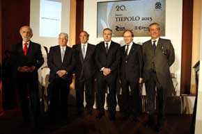 Juan Rosell, presidente de CEOE, y Alfredo Altavilla, director general grupo FCA reciben el Premio Tiepolo 2015