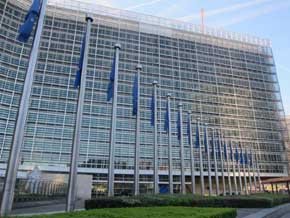 Bruselas estrecha el cerco a 35 multinacionales y exige a Bélgica que recupere 700 millones