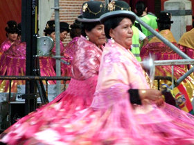 Un precioso espectáculo folklórico precedió la intervención del presidente Evo Morales. (Foto: Juan Ignacio Vera)