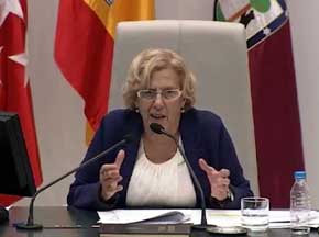 Carmena anuncia para el curso 2016/2017 que los estudiantes de la UCM realizarán trabajos comunitarios, aún por definir