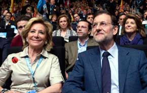 Esperanza Aguirre y Mariano Rajoy en una imagen de archivo. Eran otro0s tiempos...