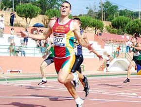 Fallece el joven Diego Barranco, campeón español promesa de decatlón en 2013. / @atletismoRFEA