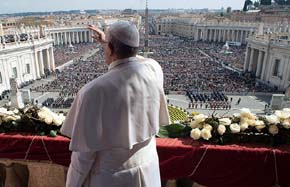 Papa Francisco: Combatan el mal del terrorismo con las 'armas del amor'
