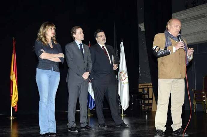 Pablo Ibáñez muestra el 'corazón' del Real Colegio Alfonso XII de San Lorenzo