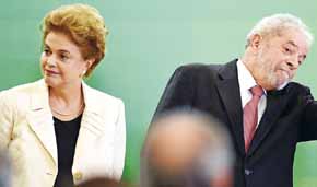 El expresidente brasileño Luiz  Inacio Lula da Silva junto a Dilma Rousseff , presidenta de Brasil