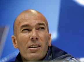 Zidane durante la rueda de prensa previa al partido entre Real Madrid y Wolfsburgo. 