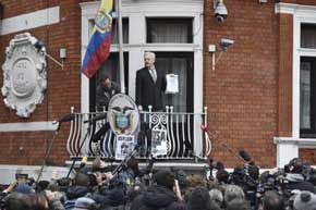 Fiscalía sueca pide mantener la orden de detención contra Assange