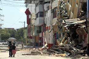 Pánico en Ecuador por constantes réplicas, la última fue de magnitud 6,1