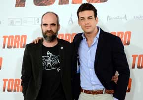 Mario Casas y Luis Tosar presentan «Toro», un film de acción con estética «de road movie»