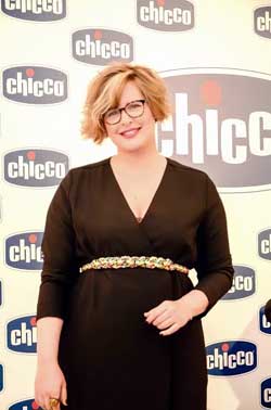 Tania Llasera, que ha sido madre hace muy poco imagen de la marca Chicco