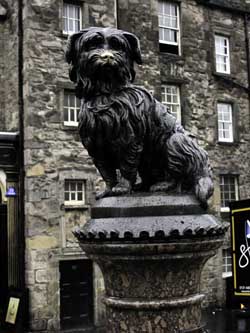 El Cementerio de Greyfriars en Edimburgo