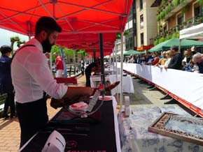 Carlos Sánchez ganó el concurso regional de cortadores de jamón