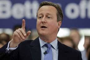 Premier británico alerta que salir de la UE sería la "autodestrucción"