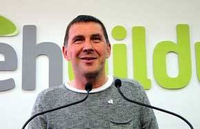 Bildu anuncia que Otegi será su candidato a lehendakari a pesar de su inhabilitación