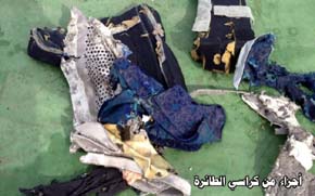 Análisis del EgyptAir sugieren que hubo explosión a bordo