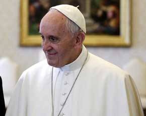 Papa Francisco pide "reconciliaciòn y fraternidad" en Argentina