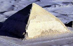 Confirman existencia de una cámara en la pirámide de Dahshur