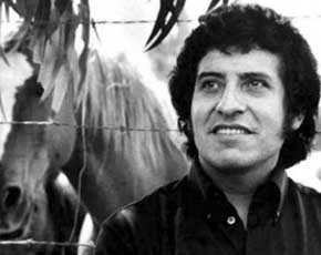 Víctor Jara, asesinado por la dictadura chilena en 1973