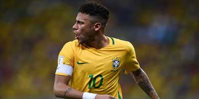 Neymar, con la camiseta de Brasil. Foto: Archivo.