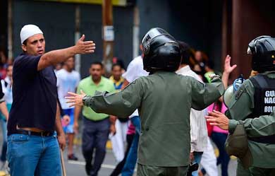 Los cancilleres de la Unasur se reunirán en Quito para evaluar situación de Venezuela