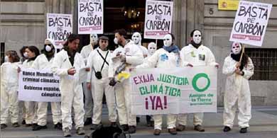 Un total de 185 defensores del medio ambiente fueron asesinados en 2015 en el mundo, según un informe publicado hoy por la organización no gubernamental (ONG) Global Witness. 
