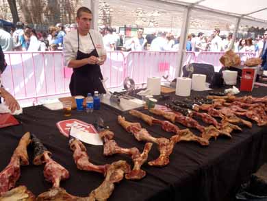 Toledo consigue el Récord Guinness del plato de jamón más grande del mundo