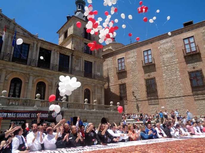 Toledo consigue el Récord Guinness del plato de jamón más grande del mundo