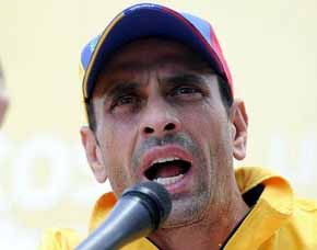 Henrique Capriles anuncia que se validaron el 98% de las firmas para activar el revocatorio