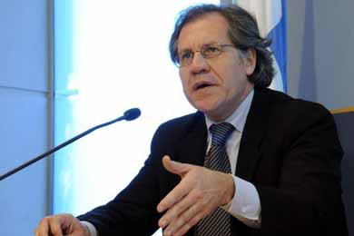 Luis Almagro pide a OEA 'estar del lado correcto de la historia' sobre Venezuela
 
