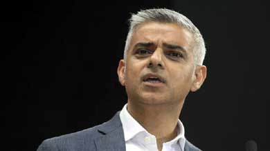 El alcalde de Londres, el laborista Sadiq Khanñ: 'Hay casi un millón de ciudadanos europeos que residen en Londres en la actualidad y traen grandes beneficios a esta ciudad'.