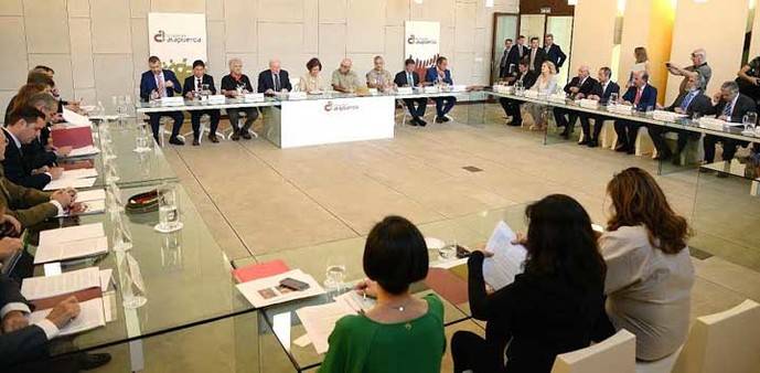 La Reina Sofía, Presidenta de Honor de la Fundación visita Atapuerca