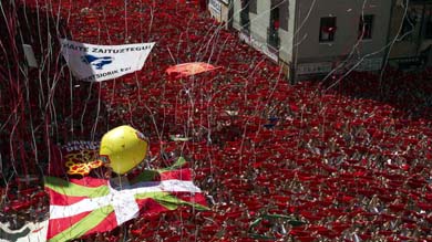 Arrancan las fiestas de San Fermín en Pamplona con el 'chupinazo'