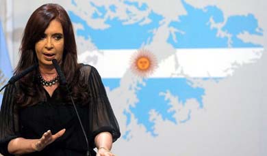 Un Juez argentino ordena congelar las cuentas bancarias de expresidenta Cristina Fernández de Kirchner
