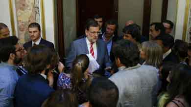 Rajoy a la caza del apoyo de Ciudadanos y la abstención de los socialistas