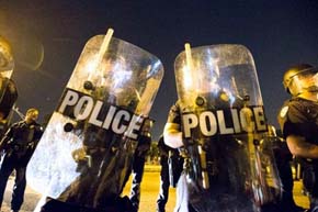 Tres policías muertos tras ser tiroteados en Baton Rouge, EE.UU.