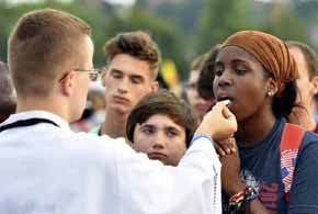 Ataque a iglesia en Francia marca jornadas de la juventud en Cracovia