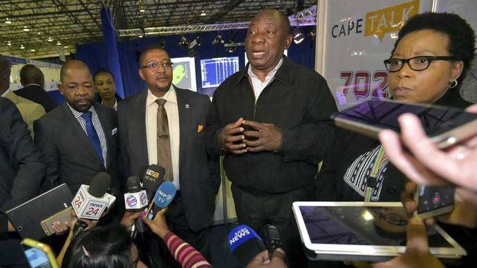 El partido de Nelson Mandela ha bajado del 60% de los sufragios 