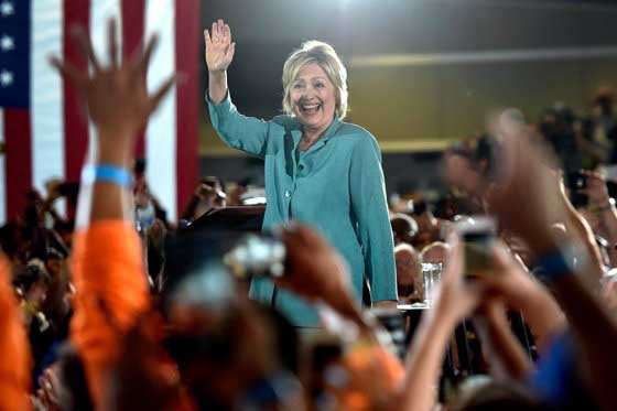 Hillary gana apoyos en el starsystem de Hollywood