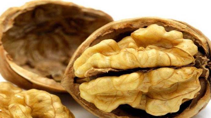 Las nueces reducen el riesgo de cáncer de colon