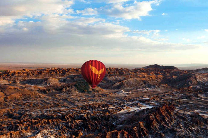 Paseos en globos aerostáticos son el nuevo atractivo turístico en San Pedro de Atacama