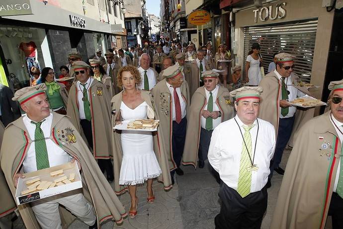 Cofradías cántabras de gastronomía
 
,