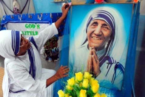 ¿La madre Teresa de Calcuta es albanesa o macedonia?, el debate que enfrenta a dos países