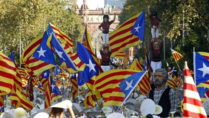 Dirigente catalán declara en el Supremo por consulta secesionista